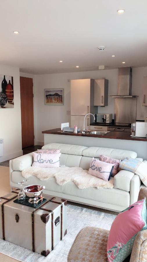 Apartmán Beach On The Doorstep Meridian Tower Marina Swansea Exteriér fotografie